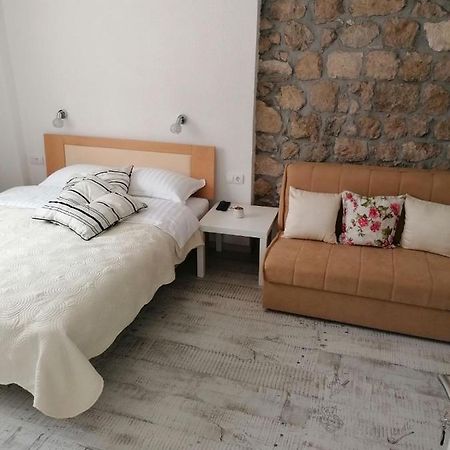 Vila Mira Τρέμπινιε Εξωτερικό φωτογραφία