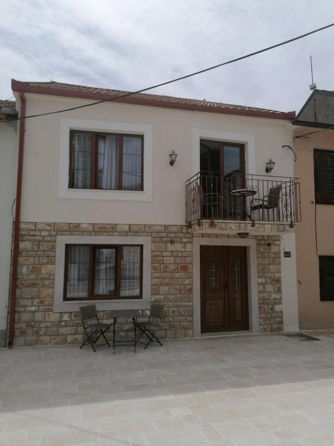 Vila Mira Τρέμπινιε Εξωτερικό φωτογραφία