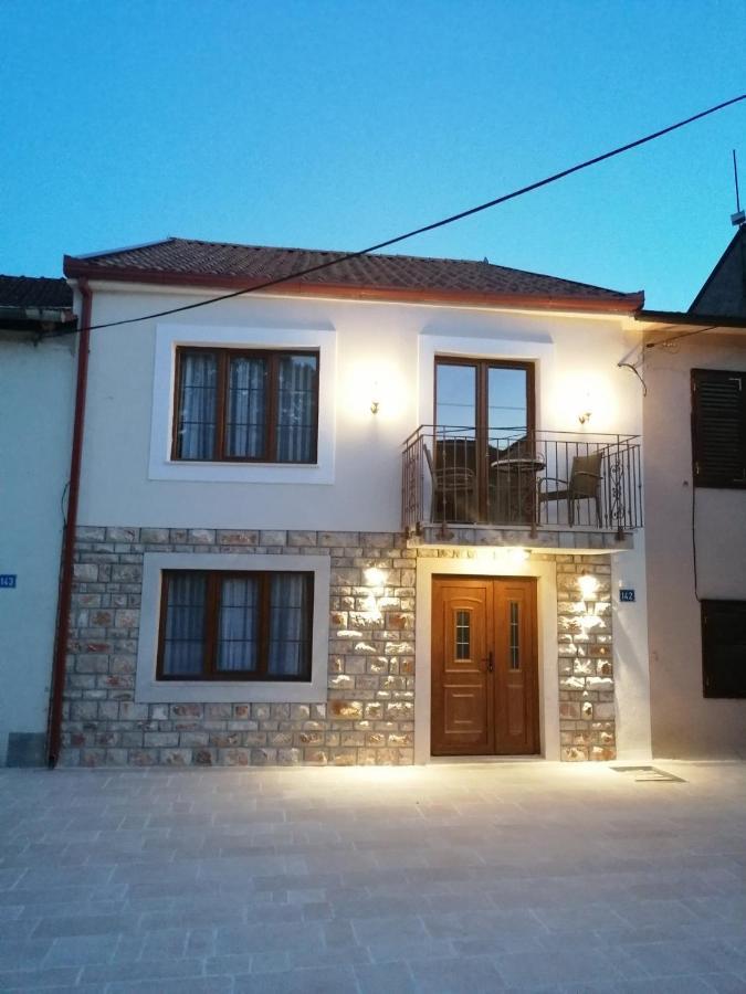 Vila Mira Τρέμπινιε Εξωτερικό φωτογραφία