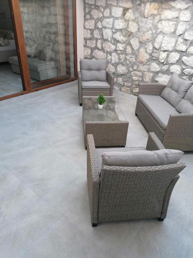 Vila Mira Τρέμπινιε Εξωτερικό φωτογραφία